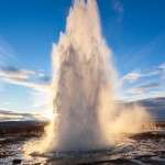Geysir – Sular ortalama 10-15 metre yükselebiliyor