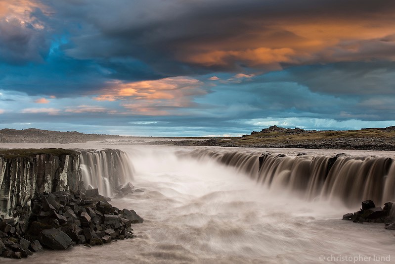 selfoss şelalesi izlanda